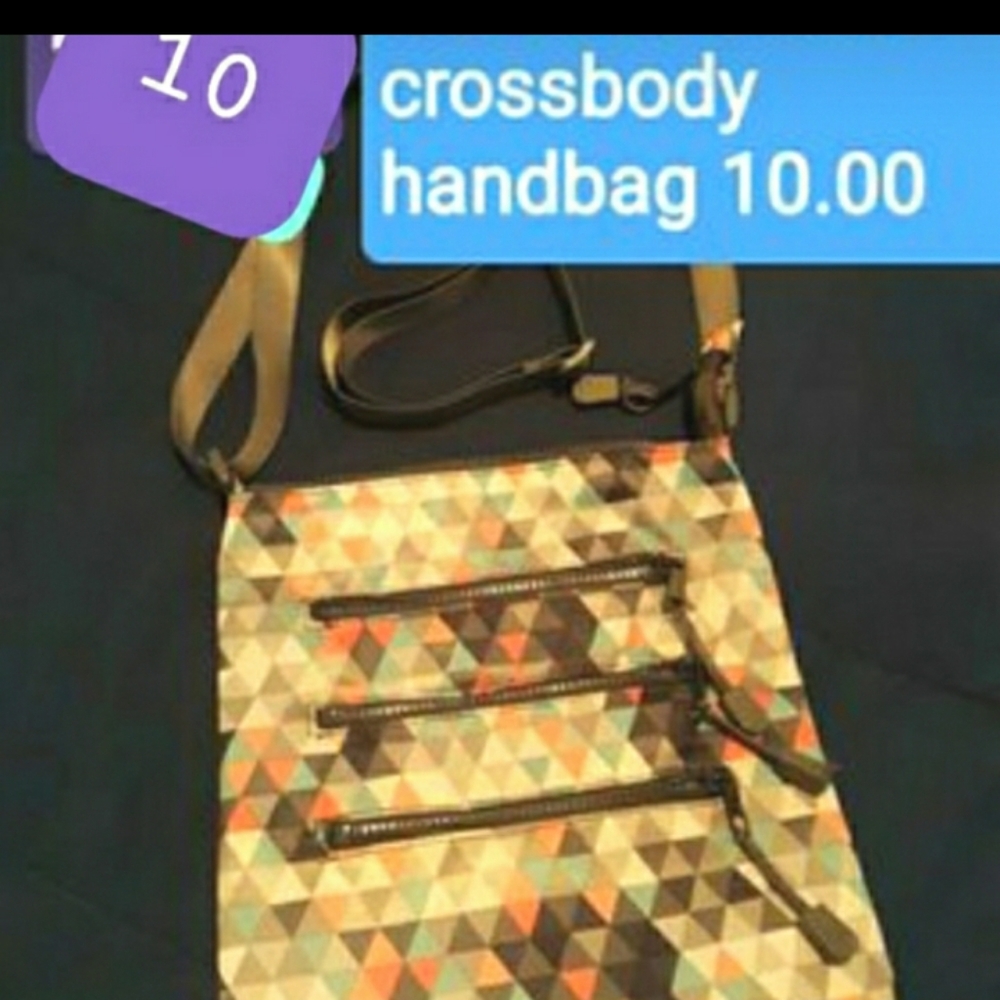 Crossbody purse